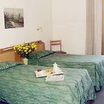 Adler 3* Milán