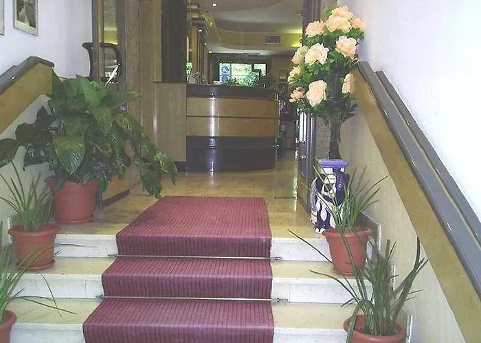 阿德勒酒店