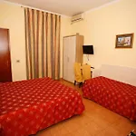 Adler 3* Milan