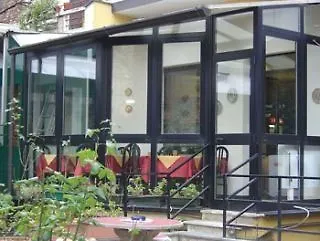 アドラー 3* ミラノ